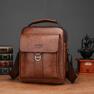 吉普真皮单肩包新款jeep休闲小挎包多功能竖款斜挎包简约复古背包