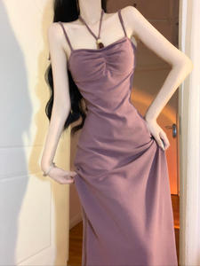 紫色连衣裙子夏季2024新款海边出游高级感法式收腰显瘦吊带长裙子