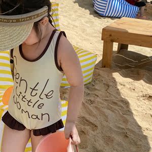 2023夏季新款儿童游泳衣女童吊带字母连体速干防晒洋气度假中小童