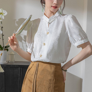 白领哥弟新衬衫女夏季新款设计感气质中国风缎面提花袢扣短袖上衣