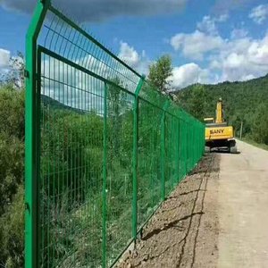 高速路双边丝FGF护栏网公隔离铁丝外网户养殖河道围栏防护栅栏钢