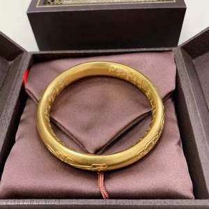 传承系列黄金手镯周大福