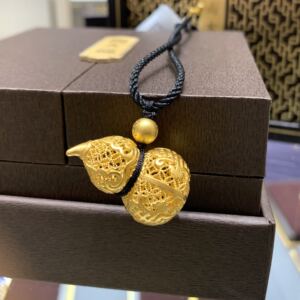 周大福传承系列祥和代代黄金足金镂空花丝葫芦吊坠f217067