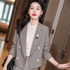小个子秋装搭配显高韩版时尚条纹西装外套女150穿搭休闲西服套装