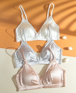 日本桑蚕丝真丝夏季法式三角杯内衣女小胸蚕丝缎面薄款少女光面薄