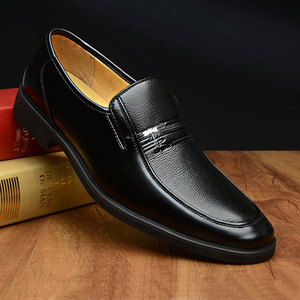 新款红青蜒男皮鞋男士真皮商务正装休闲套脚大码软皮中老年爸爸鞋