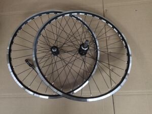 公路赛自行车车条