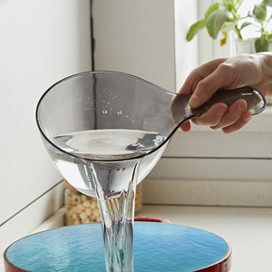 水瓢家用厨房舀水勺加厚长柄塑料漂流水舀子面粉勺透明盛水的勺子