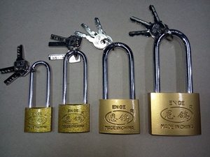 恩鸽仿铜金色长梁专用直开挂锁 长杆通开挂锁 一把钥匙开多把锁