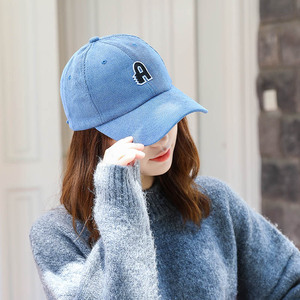 男士鸭舌帽子蓝色