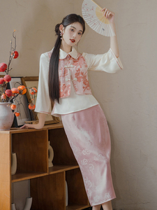 新中式国风套装女早春粉色马甲衬衫半身长裙洋气小个子穿搭三件套