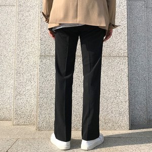 十分裤女学生