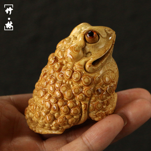 一物一拍精品名家张念超纯手工雕刻满钉三足金蟾手把件竹根雕金蛙