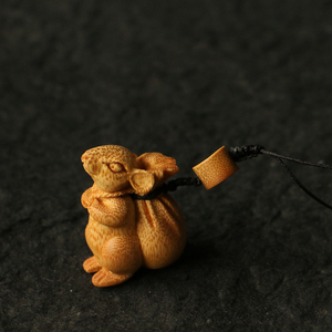 老竹雕刻“小金钱鼠”手把件竹根雕“小钱袋子挂件《招财进宝》