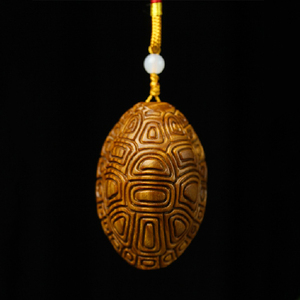 绿檀木雕刻富甲一方手把件实木龟壳龟甲吊坠挂件把玩富甲天下文玩