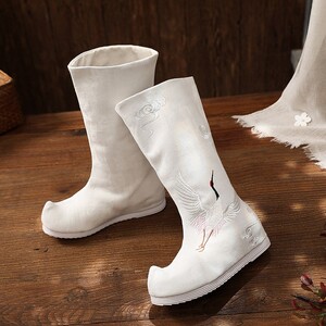 古装汉服靴子男诸葛亮鞋子大臣书生中式长筒黑白红色戏曲演出布靴