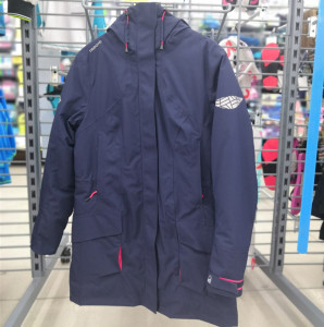 迪卡侬户外冲锋上衣女款中长款修身防水防风冬季保暖加厚tribord