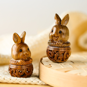 创意绿檀木雕可爱生肖兔花篮兔子香囊车挂配件吊坠挂件钥匙扣男女