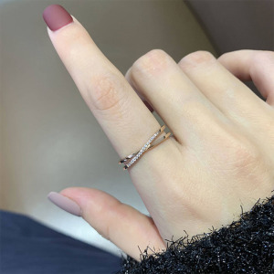 适合手粗的戒指女小众设计高级感纯银食指戒胖mm粗手大号交叉指环