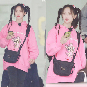 acne studios 杨超越同款 新款金属方块笑脸单肩包斜挎包手提腰包