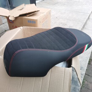 摩托车坐垫加厚