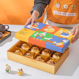 蛋黄酥盒子包装盒6粒8粒黄色鸭子礼盒2022新款可爱趣味卡通手提盒