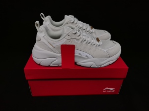 全码码李宁lining追月男子珍珠白潮流缓震运动休闲鞋aglq235-1