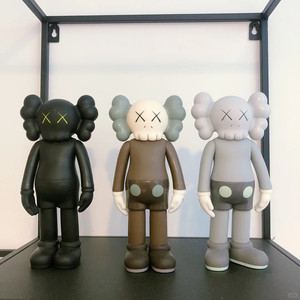 Mand kaws8寸原型搪胶公仔摆件潮玩 潮流手办周边玩偶1米3大门神