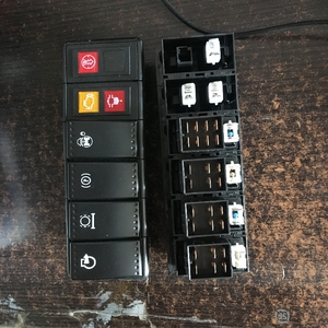 新源挖掘机电控开关xy65/75电喷12v/24v四联按键总成平衡刹车开关