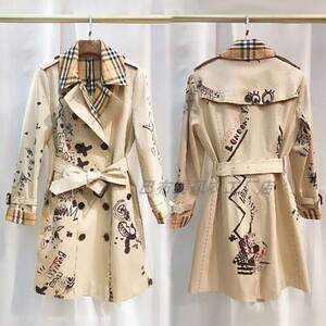 巴布瑞风衣涂鸦女