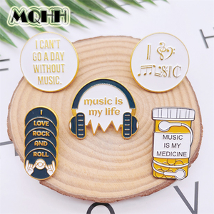 mqhh创意卡通音乐耳机cd胸针爱好音乐摇滚圆形合金徽章首饰礼品