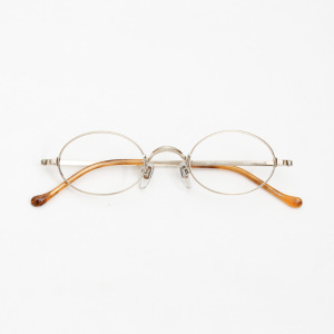 挂耳眼镜框