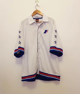 艾弗森球衣锐步