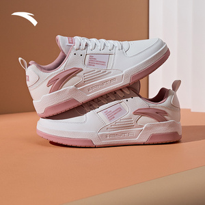 安踏女士板鞋白色