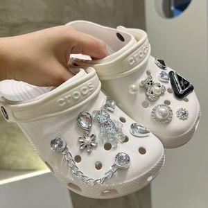 洞洞鞋鞋花适用于crocs钻石装饰链条扣儿童配饰配件高级感可拆卸