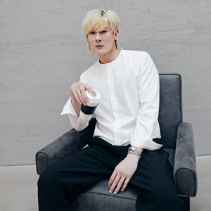 韩剧九尾狐传李栋旭同款衣服男士长袖圆领衬衫宽松垂感打底衫白色