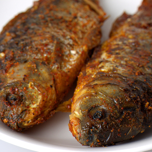 云南江川特产盐水鲫鱼抚仙湖渔家自家老灶煮食无添加剂300g 包邮