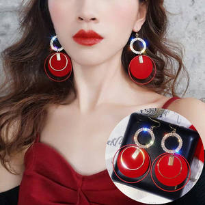 最新款红色性感时尚夸张圈圈耳环女韩国气质个性长款耳钉网红耳坠