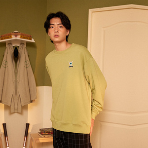 台湾代购caco大眼仔绣花圆领落肩长袖卫衣秋休闲男装简约卡通上衣