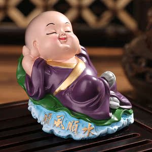 禅意小和尚可爱小沙弥工艺品办公室桌面摆设学习很苦坚持很酷摆件