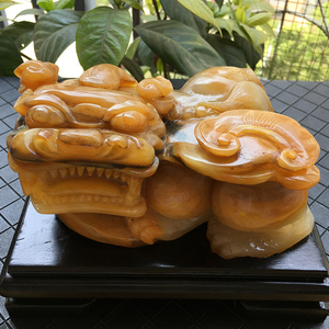 黄龙玉霸王貔貅摆件招财进宝貔貅手把件云南正品黄龙玉纯天然玉石