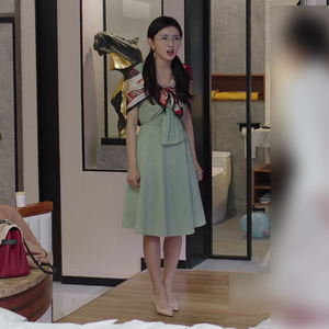 你是我的命中注定梁洁陈嘉欣同款绿色条纹吊带连衣裙时尚私人订制
