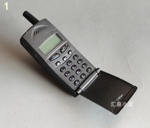 老式古董移动电话,爱立信t18sc翻盖手机复古怀旧影视道具收藏1