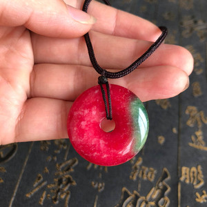 天然台湾七彩玉桃花玉平安扣怀古吊坠玉扣项链毛衣链送证书