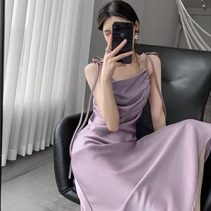 西野  法式伴娘服2024新款高级感紫色缎面姐妹团礼服裙女新娘晨袍