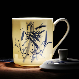 景德镇陶瓷茶杯带盖家用骨瓷杯喝茶杯大容量办公杯子马克杯500ml