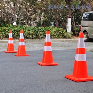 700红路堆圆锥路障pvc材质耐用交通反光堆路堆交通设施