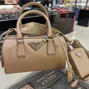prada/普拉达女包新款中号三合一枕头包波士顿包单肩斜挎手提包
