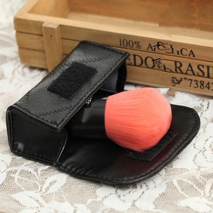 现货韩国3ce腮红刷子pink kabuki粉色散粉蘑菇刷化妆刷带皮套便携