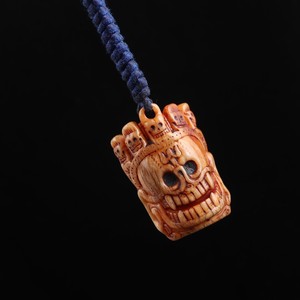藏式老料开片牦牛骨腿骨手工雕刻尸陀林主骷髅佛牌民族风挂件吊坠